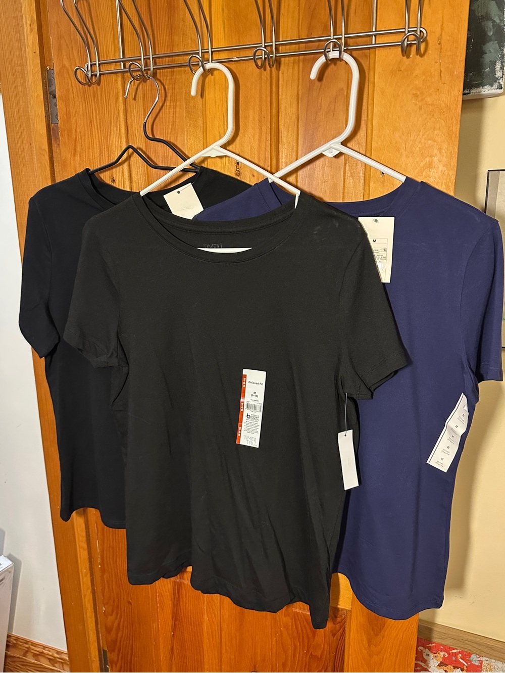 3 NEW Classic Crewneck cotton blend t-shirts 1 Navy & 2 Black - medium